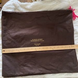 4 19x20 Kate Spade dust bags 1 19x27 dust bag